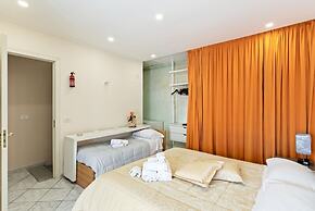 Castello Ursino Balcony Apartment