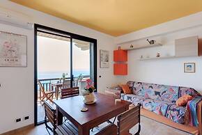 Taormina Panoramic Seaview Apartment