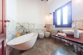 Valuk-Piazza Duomo Charming Apartment