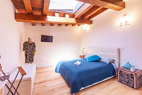 Valuk-Piazza Duomo Charming Apartment