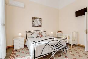 Catania Central Apartment with Terrace