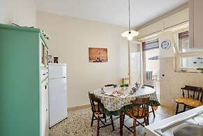 Tra il Centro e Il Mare Apartment con terrazzo