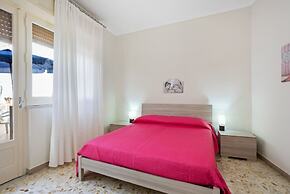 Tra il Centro e Il Mare Apartment con terrazzo