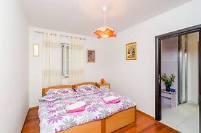 Apartment Villa Mikica