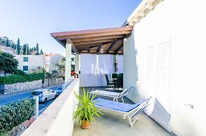 Apartment Villa Mikica