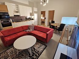 2-bedroom Royal Apartment With Own Sauna in Kotka