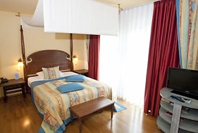Hotel Henry