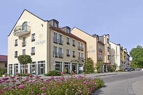 Hotel Henry