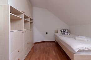 Pool Villa Izabela With Wellness