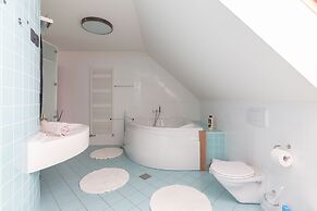 Pool Villa Izabela With Wellness