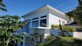 Turquoise Views at Coral Views Village