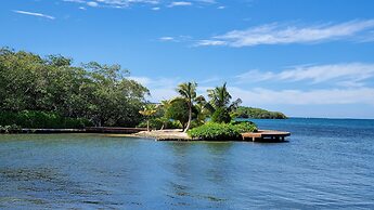 Turquoise Views at Coral Views Village