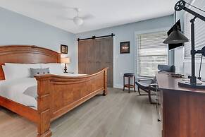 4836/4838 Esplanade St B-pool