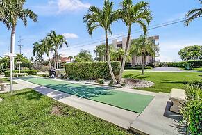 25870 Hickory Blvd #704