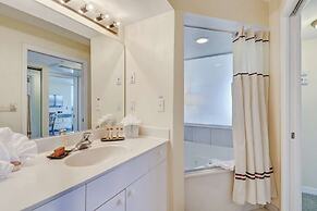 Lovers Key Resort 906