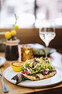 Clayton Hotel & Members Club