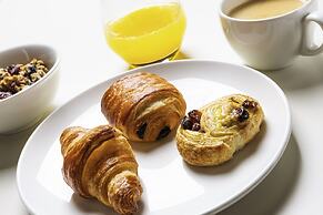 Pullman Jiaxing Pinghu Excellence