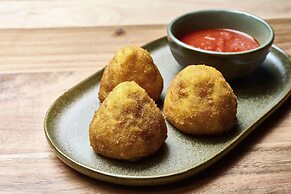 Pullman Jiaxing Pinghu Excellence