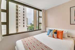 Standard Waikiki Banyan Condo with Mountain View by Koko Resort Vacati