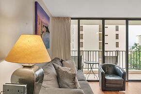 Standard Waikiki Banyan Condo with Mountain View by Koko Resort Vacati