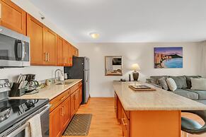 Standard Waikiki Banyan Condo with Mountain View by Koko Resort Vacati