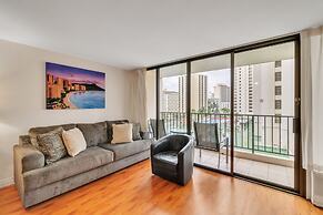Standard Waikiki Banyan Condo with Mountain View by Koko Resort Vacati