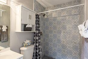 Waters Avenue Unit B