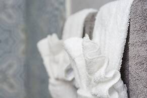 Waters Avenue Unit B