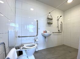 Galaxy Lake View 2 Bedrooms