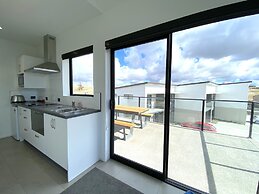 Galaxy Lake View 2 Bedrooms