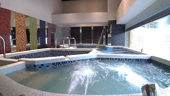 Muen Yuan Dong Hot Spring Hotel