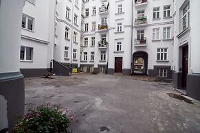 Apartment Warsaw Gorskiego by Renters