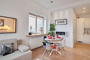 Apartment Warsaw Gorskiego by Renters