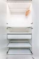 Apartment Swietokrzyska 32 by Renters