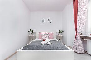 Apartment Swietokrzyska 32 by Renters