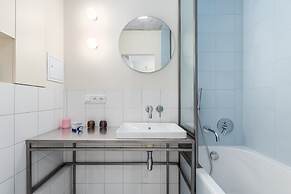 Apartment Plac Dabrowskiego by Renters