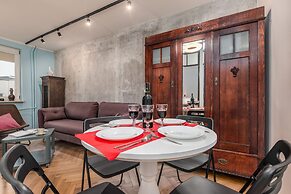 Apartment Plac Dabrowskiego by Renters