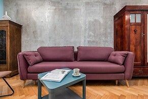 Apartment Plac Dabrowskiego by Renters
