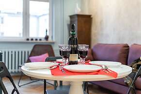 Apartment Plac Dabrowskiego by Renters