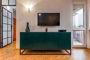 Apartment Plac Dabrowskiego by Renters