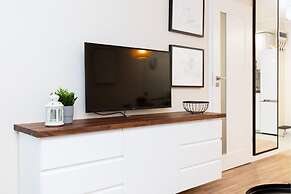 Apartment Warsaw Krolewska by Renters