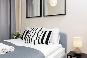 Apartment Warsaw Krolewska by Renters