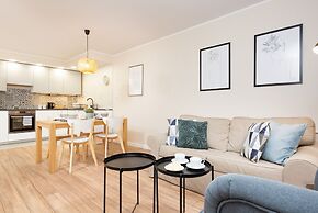 Apartment Warsaw Krolewska by Renters