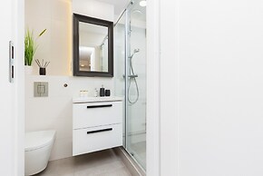 Apartment Warsaw Krolewska by Renters