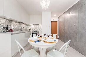 Apartment City Center Zlota by Renters