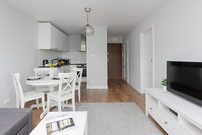 Apartment City Center Zlota by Renters