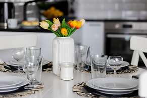 Apartment City Center Zlota by Renters