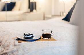 Apartment City Center Zlota by Renters