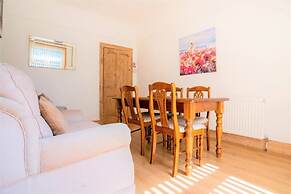 Charming 4-bed, Pet Friendly House in Liverpool