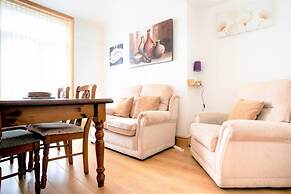 Charming 4-bed, Pet Friendly House in Liverpool